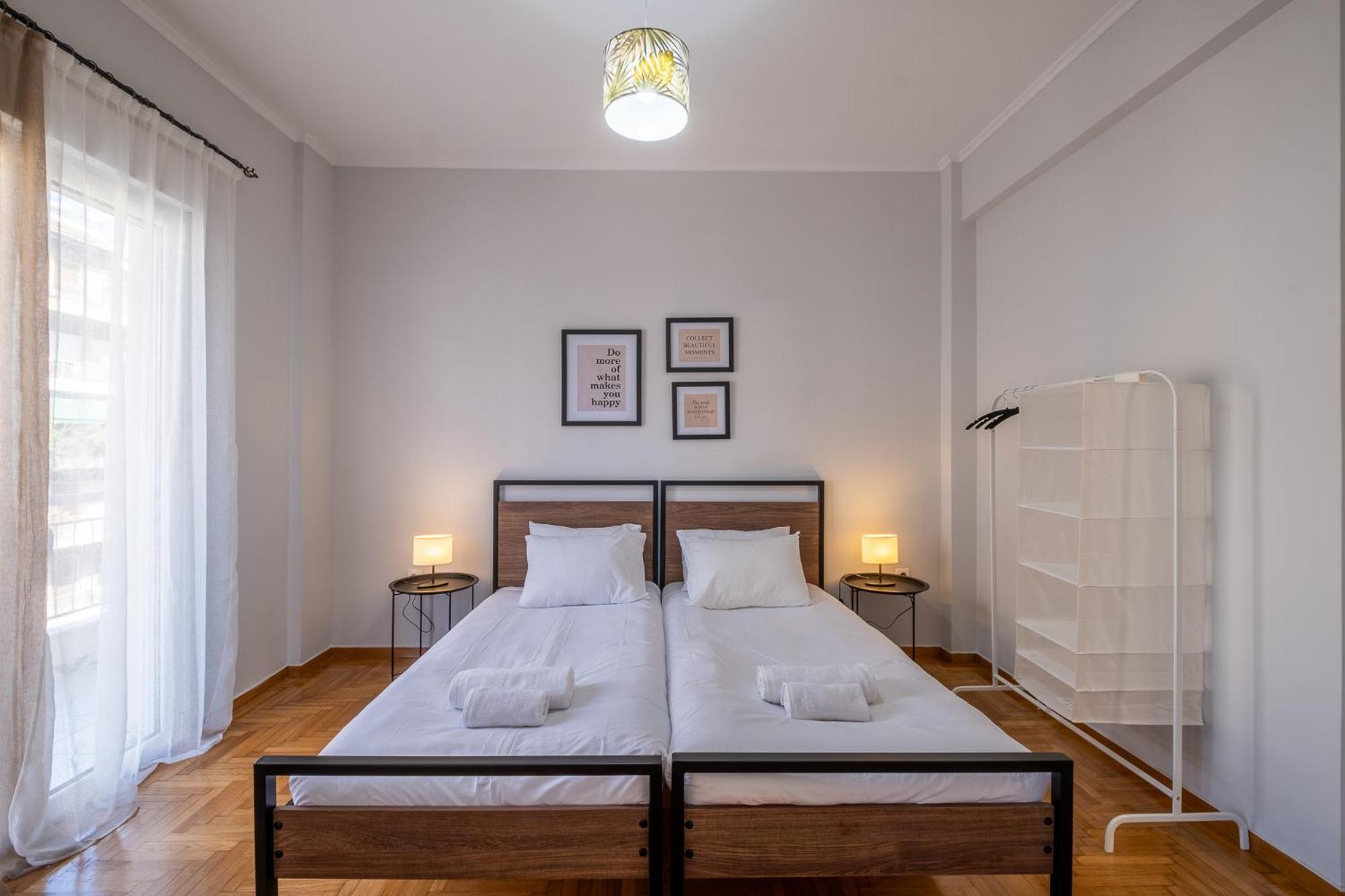 Lovely And Modern 3bd Close To Ampelokipoi Metro Athens