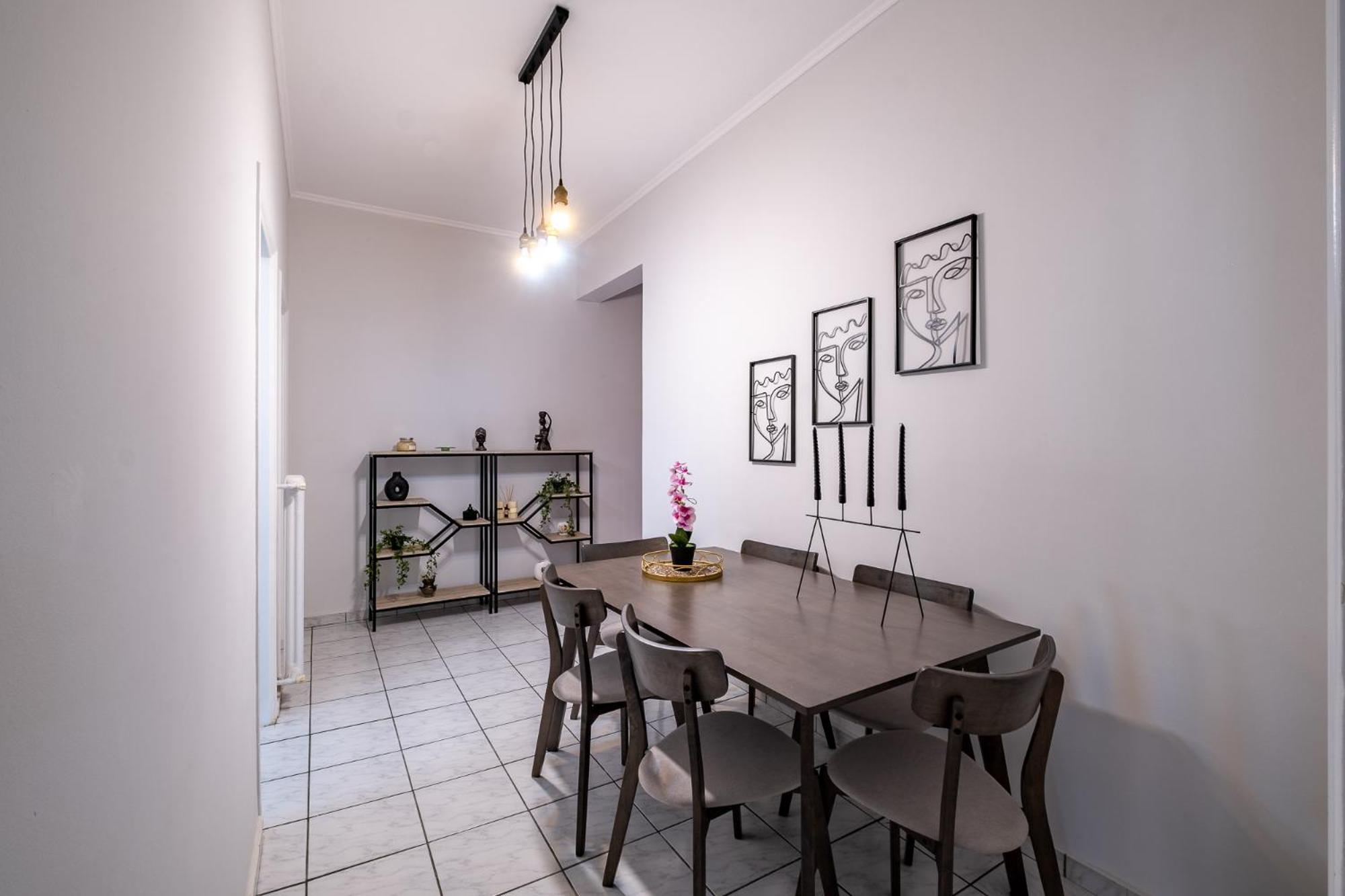 Lovely And Modern 3bd Close To Ampelokipoi Metro *