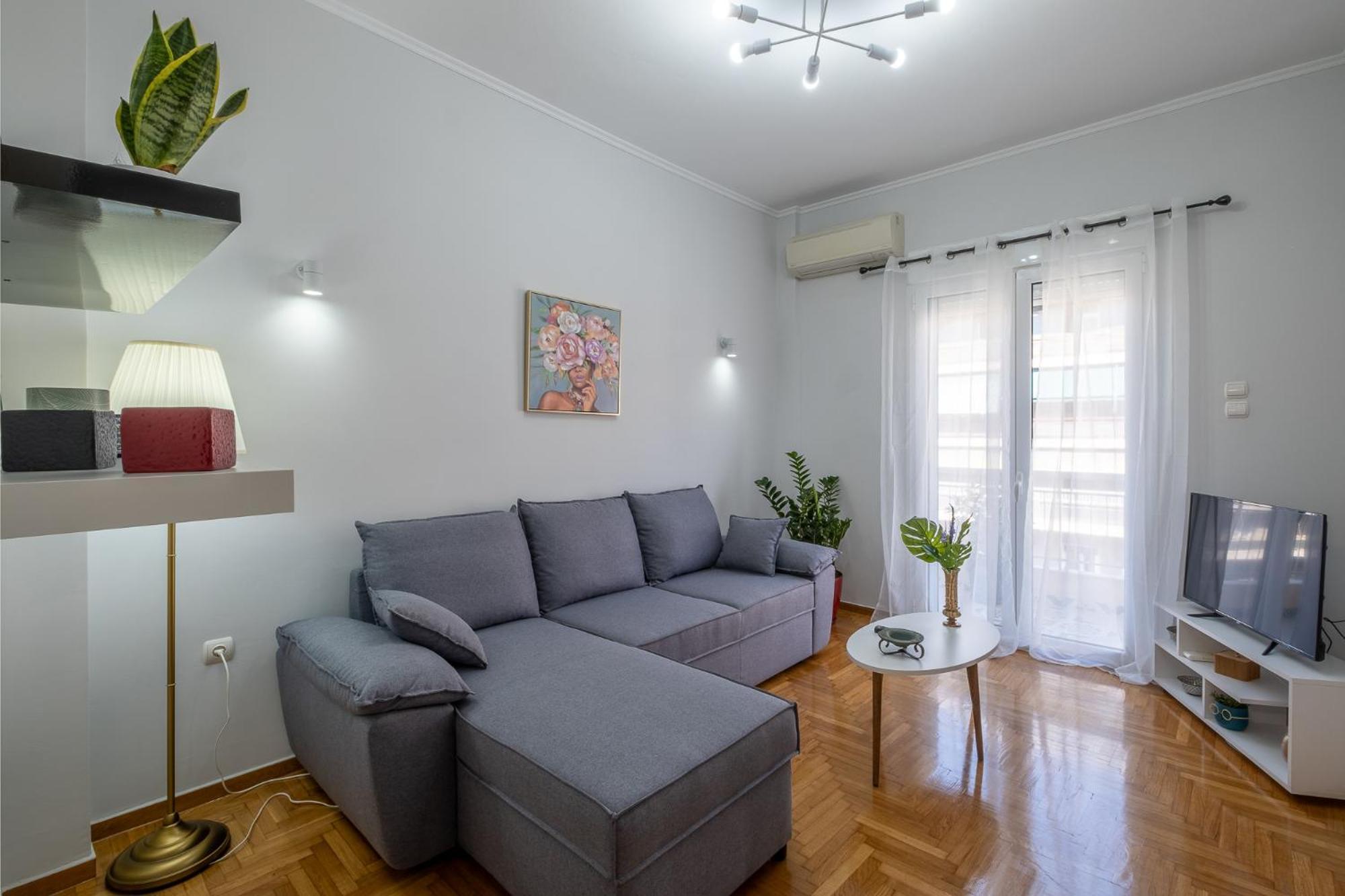 Apartment Lovely And Modern 3bd Close To Ampelokipoi Metro Athens