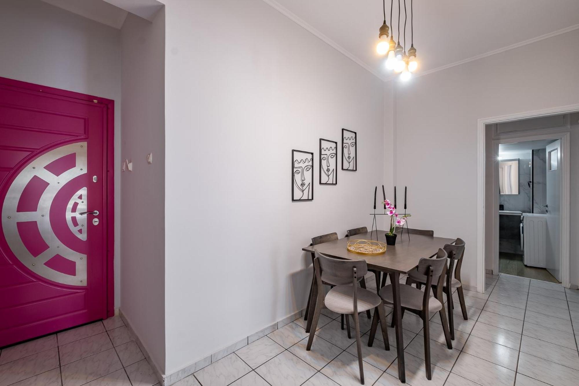Lovely And Modern 3bd Close To Ampelokipoi Metro Apartment Athens