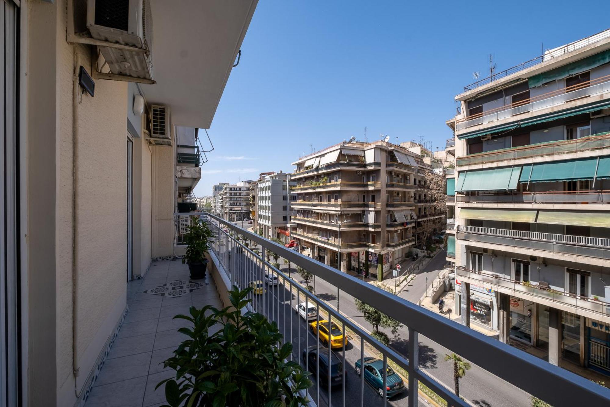 Apartment Lovely And Modern 3bd Close To Ampelokipoi Metro Athens
