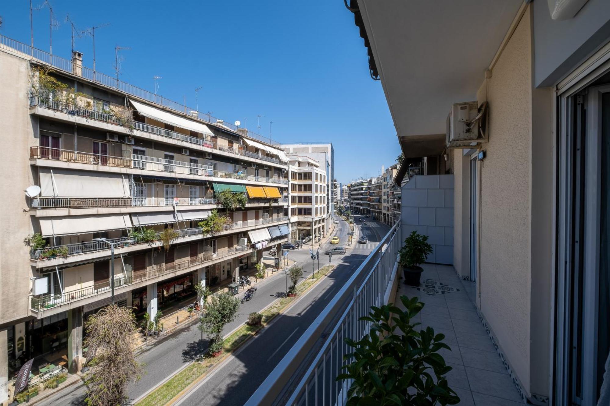 Lovely And Modern 3bd Close To Ampelokipoi Metro * Athens